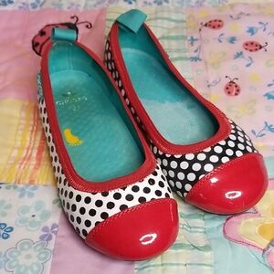 Chooze Kids Dress Shoes in Black and Red Polka Dot. Size 2Y VGUC/GUC